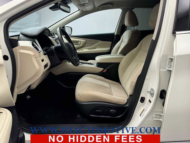 Used 2020 Nissan Murano SV image 12