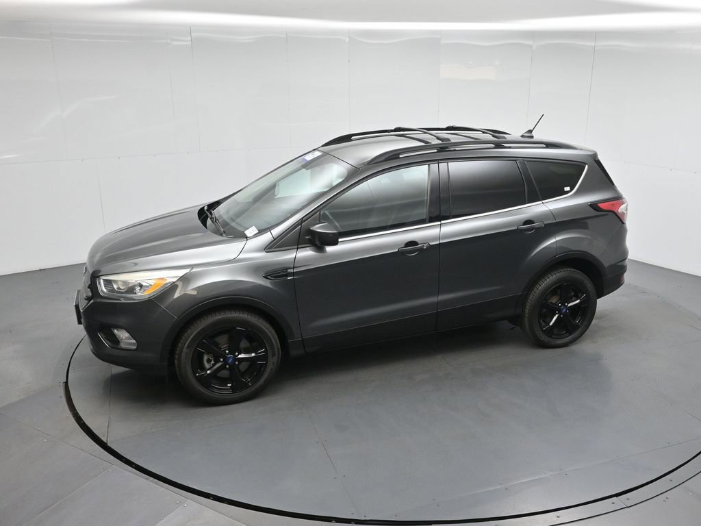 Certified 2018 Ford Escape SEL image 45