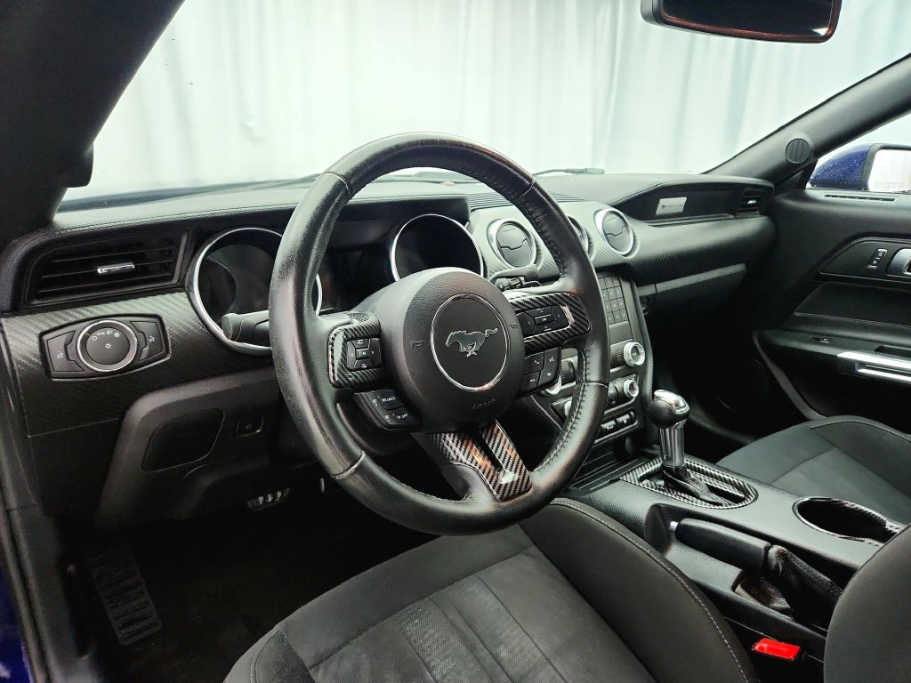 Used 2019 Ford Mustang Coupe RWD image 10
