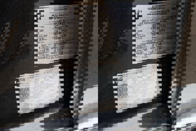 Used 2024 GMC Sierra 1500 SLT RWD image 30