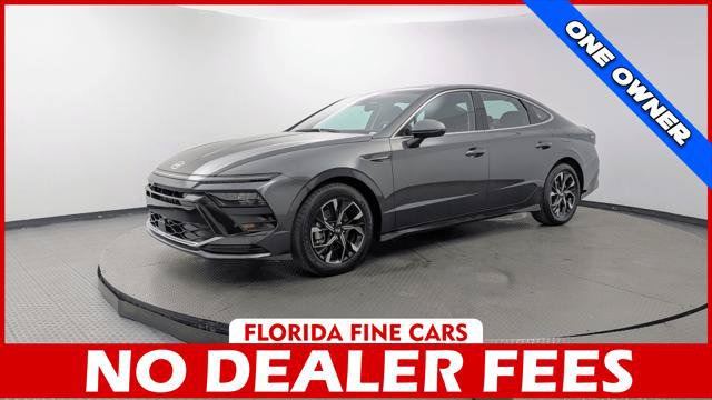 Used 2025 Hyundai Sonata SEL FWD image 1