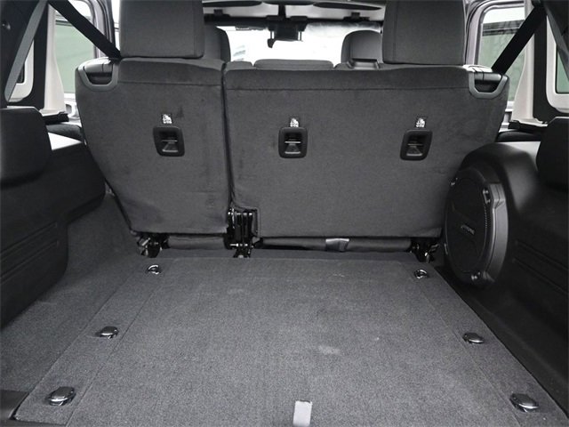 Used 2024 Jeep Wrangler Unlimited Rubicon w/ Technology Group image 24