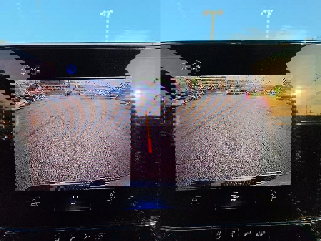 Used 2023 Chevrolet Colorado LT w/ LT Convenience Package image 41