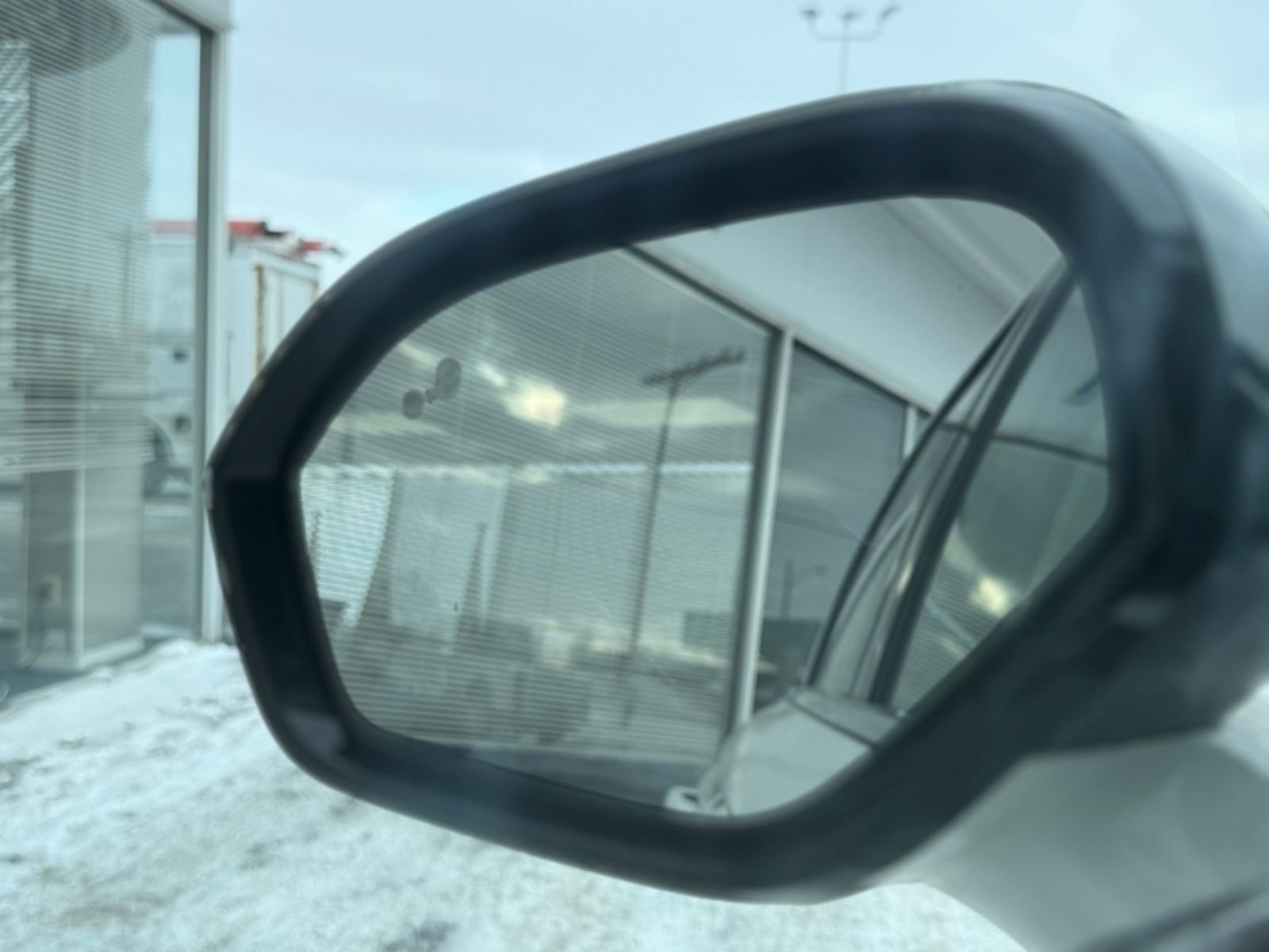 Used 2022 Lincoln Corsair AWD w/ Premium Package image 33