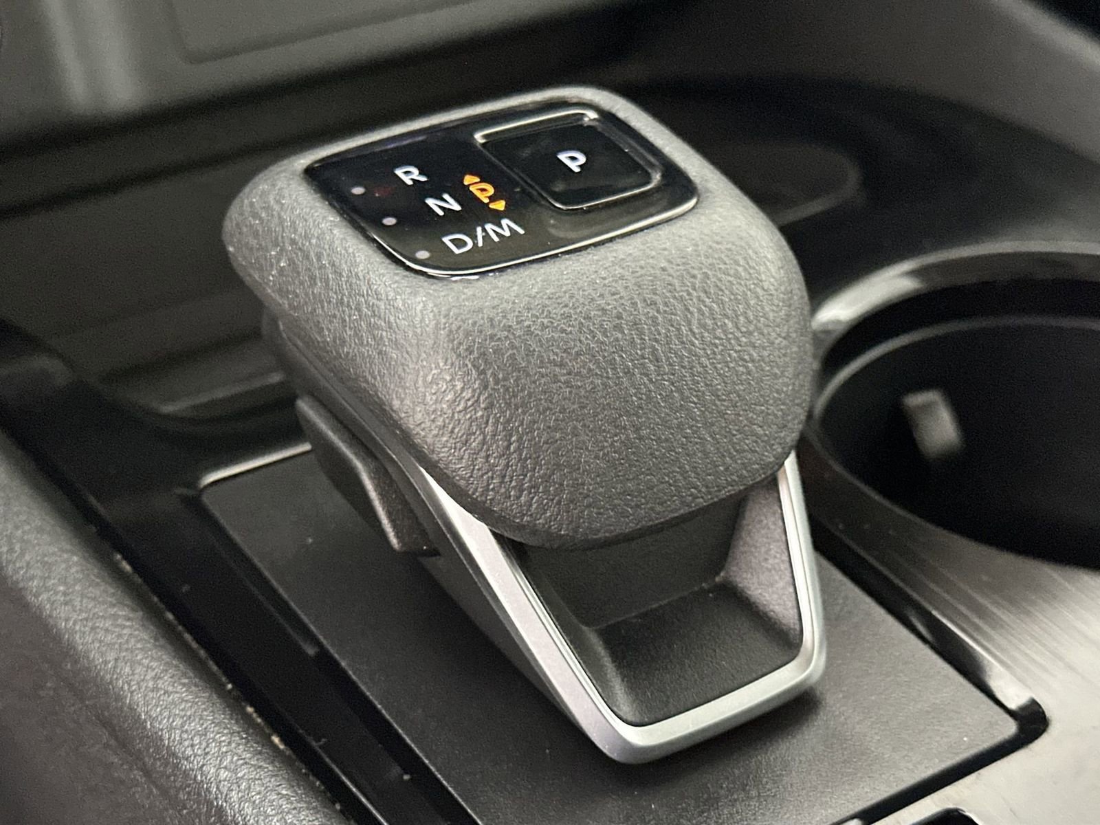 Certified 2023 Nissan Rogue SV image 24