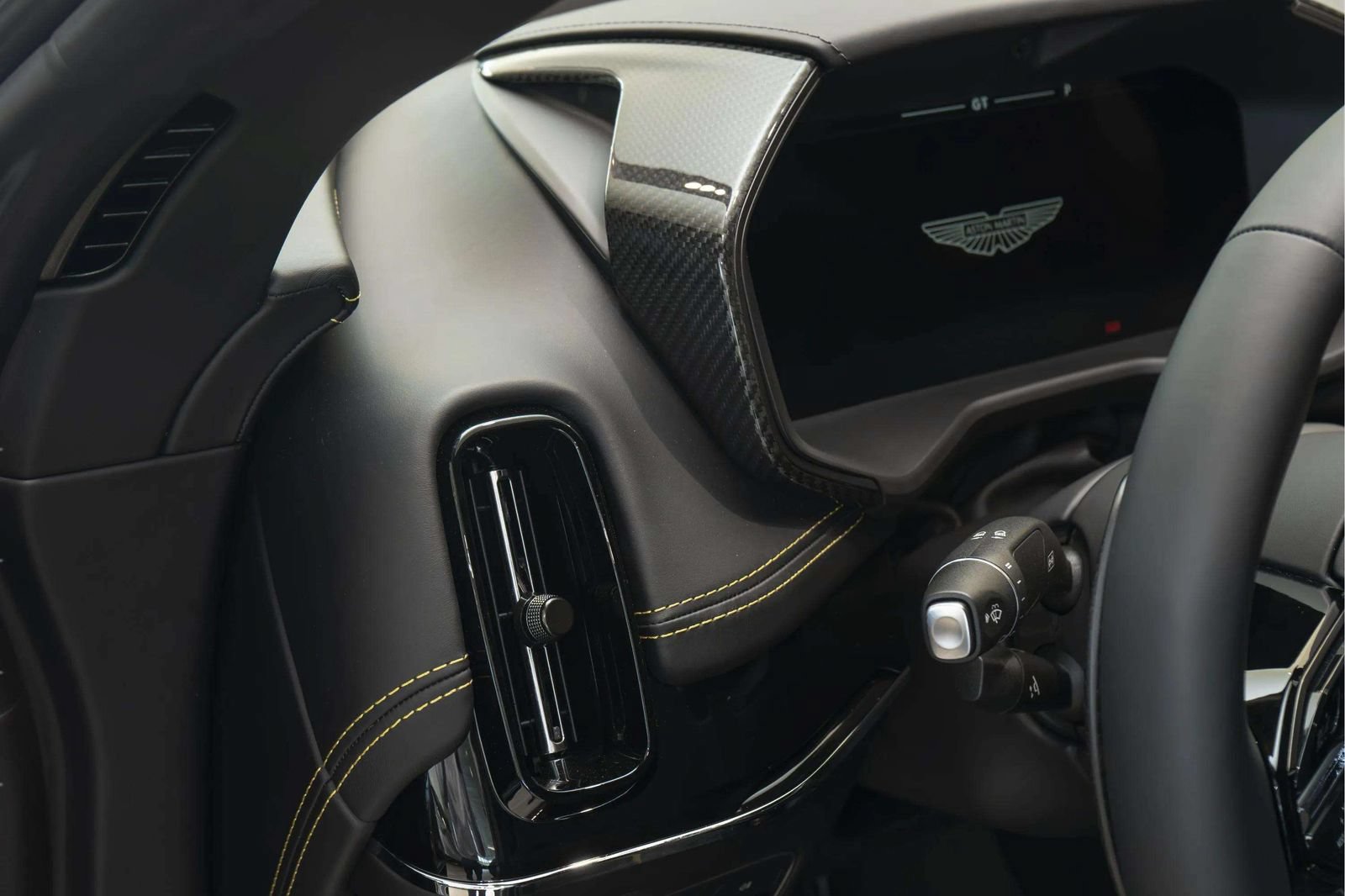 New 2026 Aston Martin DBX 707 AWD/4WD image 28