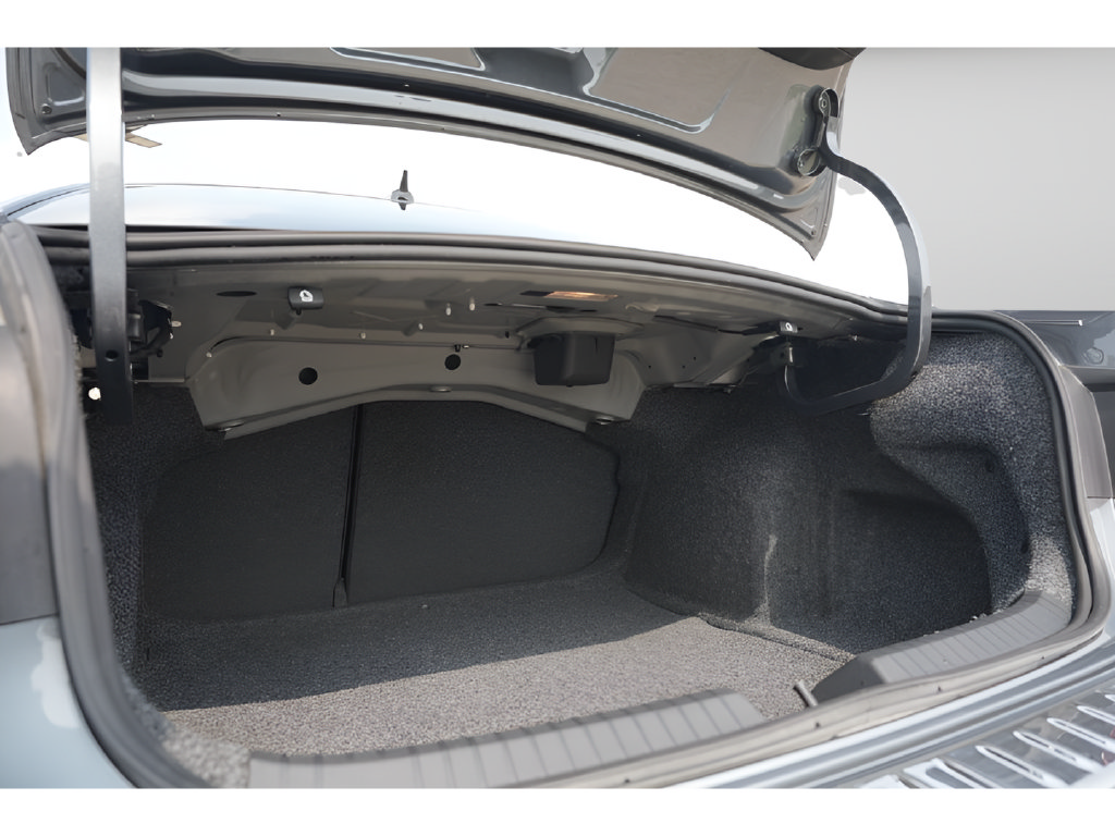 Used 2025 Volkswagen Jetta S FWD image 11