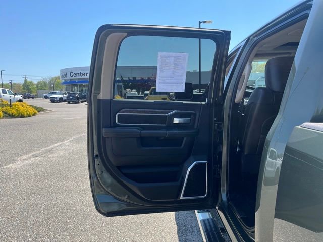 Used 2021 RAM 3500 Laramie AWD/4WD image 36