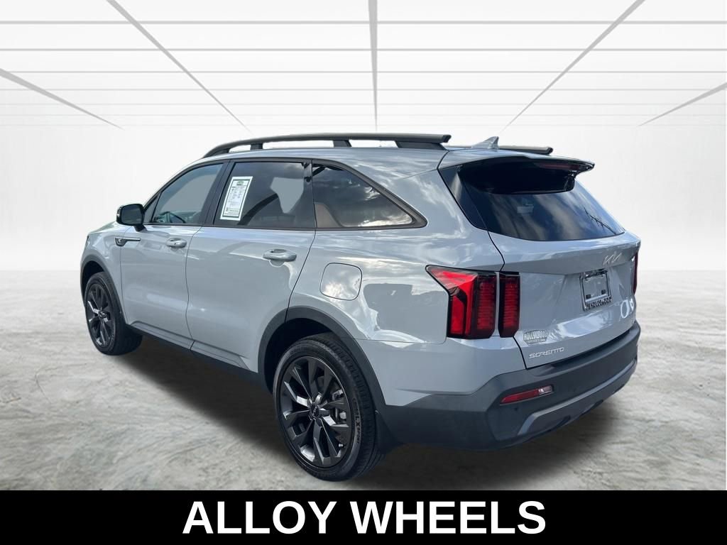 Used 2023 Kia Sorento X-Line EX image 7