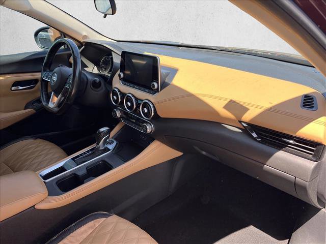 Used 2023 Nissan Sentra SV w/ SV Premium Package image 23