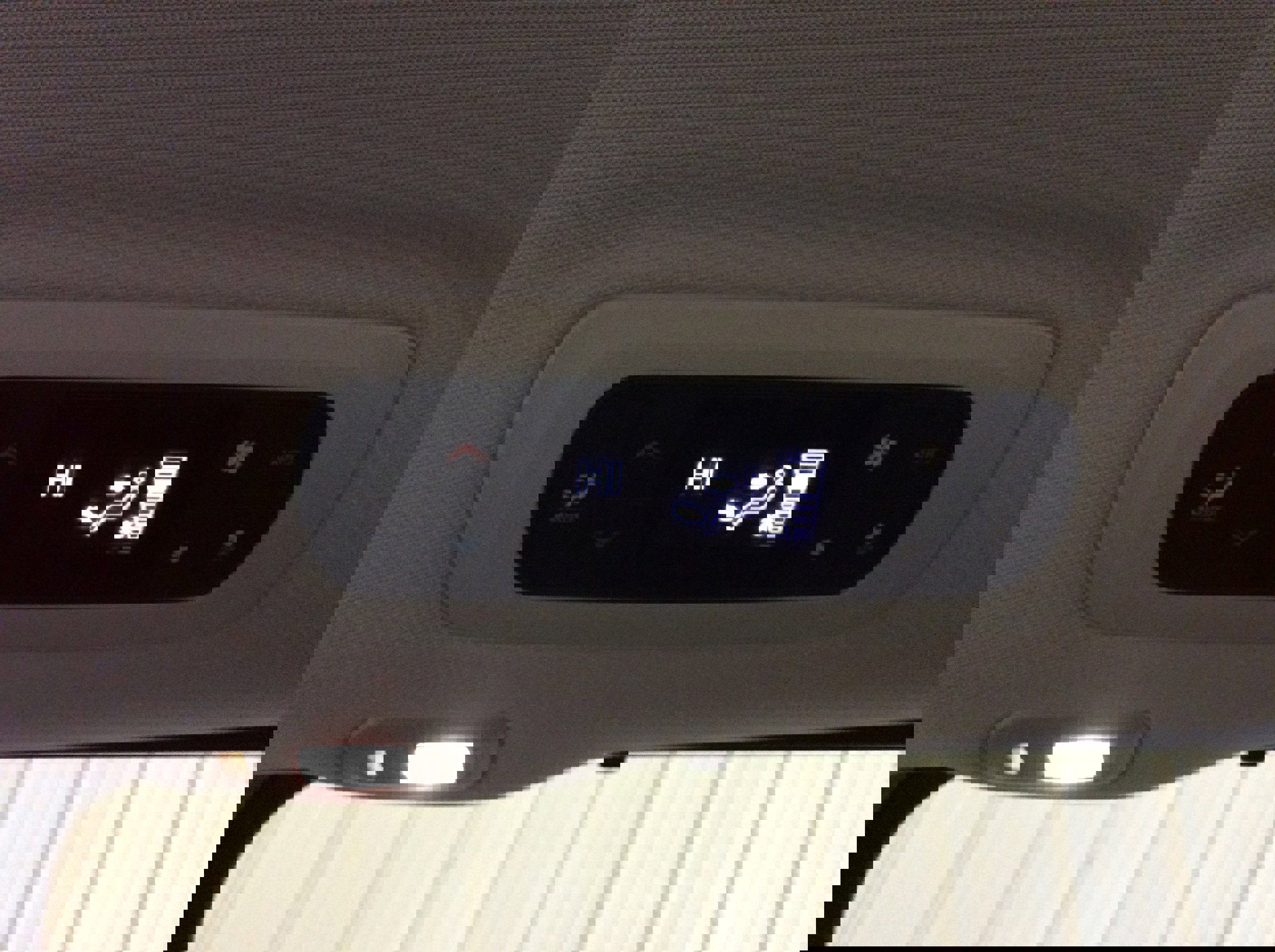 Used 2024 Chrysler Pacifica Limited w/ Trailer Tow Group image 40