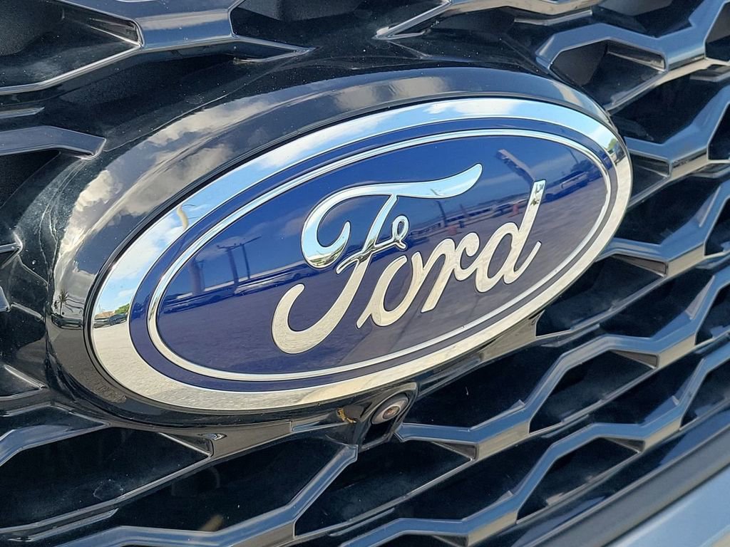 Used 2024 Ford Explorer ST w/ Equipment Group 401A AWD/4WD image 9