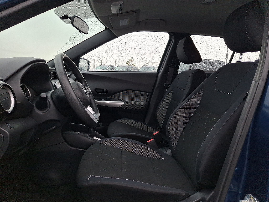 Used 2019 Nissan Kicks SV w/ Exterior Package FWD image 14