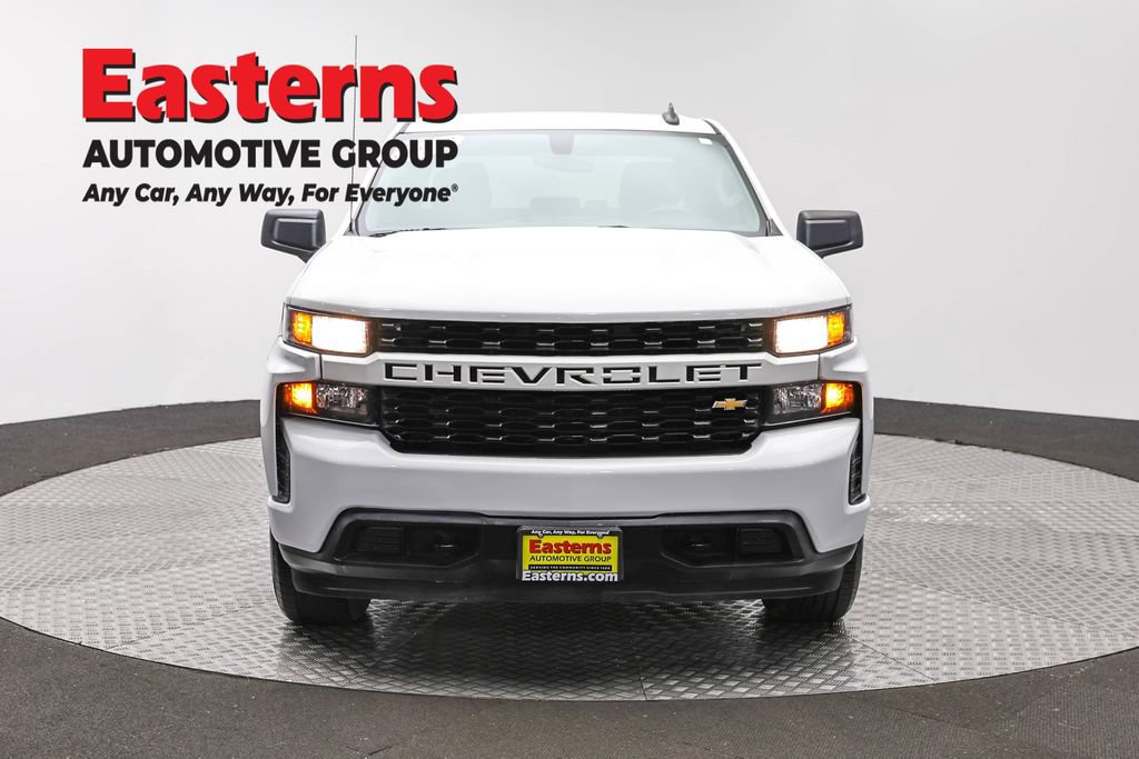 Used 2019 Chevrolet Silverado 1500 Custom w/ Custom Value Package RWD image 2