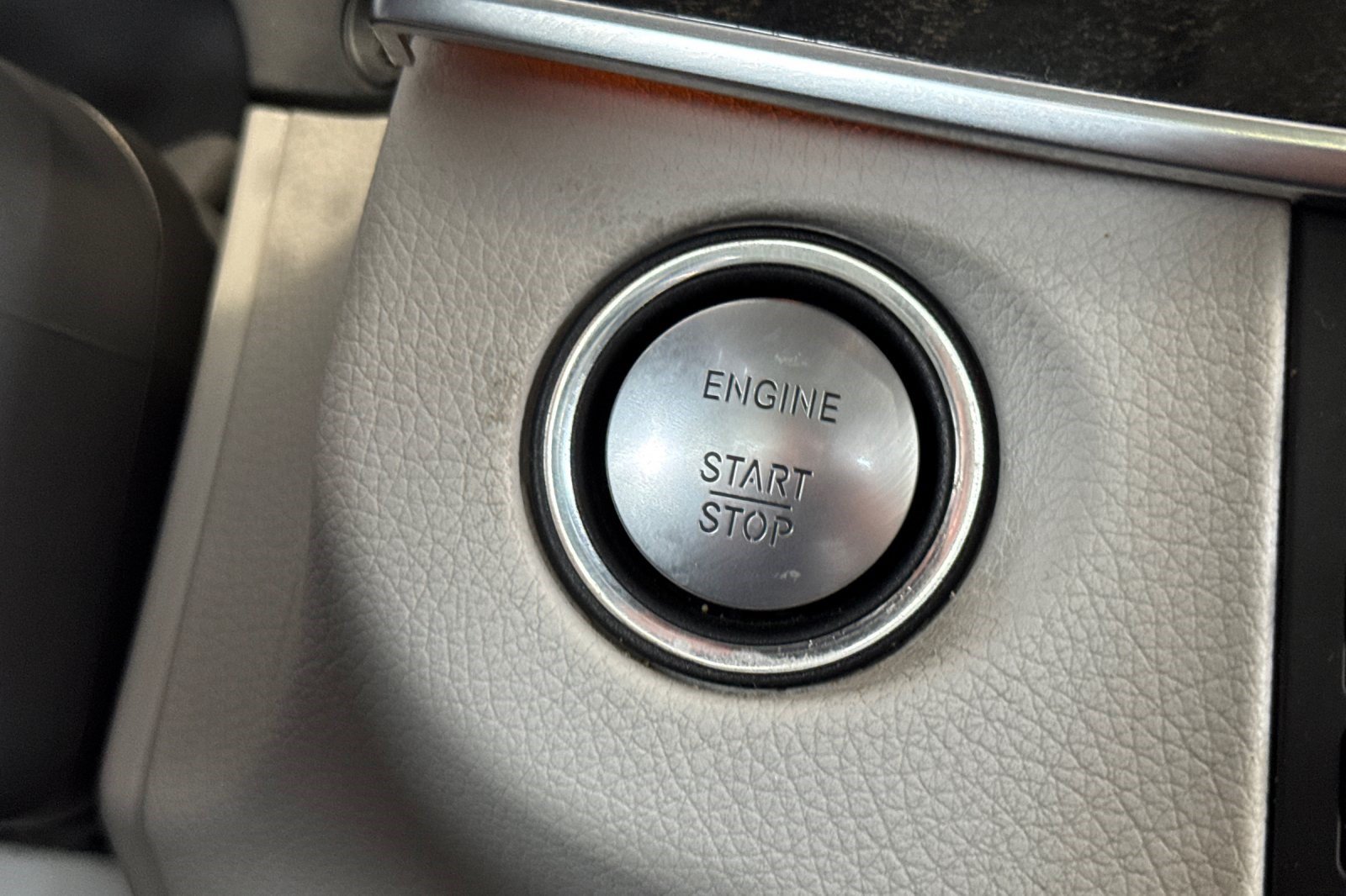 Used 2015 Mercedes-Benz E 350 Sedan image 28