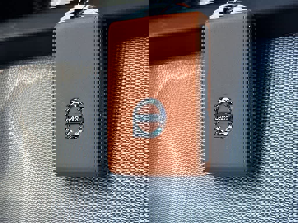 Used 2024 Volvo S60 B5 Plus w/ Climate Package image 28