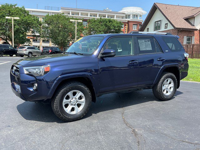 Used 2021 Toyota 4Runner SR5 image 3