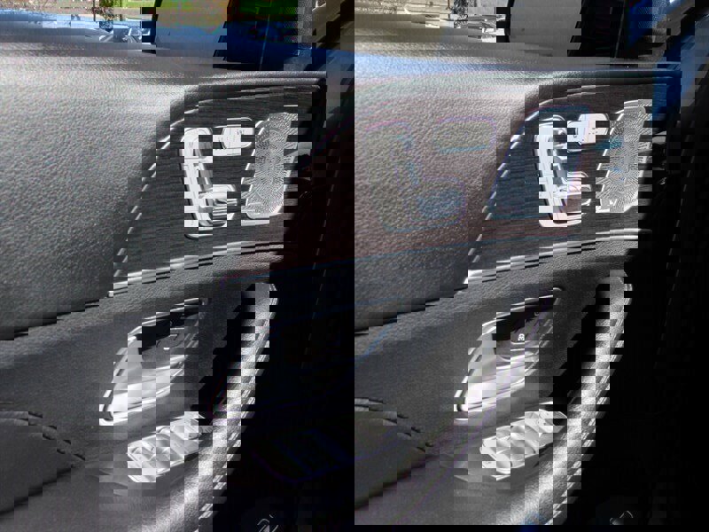 Used 2020 Mercedes-Benz GLS 450 4MATIC image 9