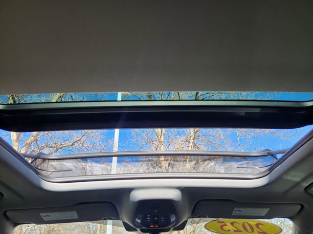 Used 2025 Audi Q5 Premium Plus w/ Premium Plus image 27