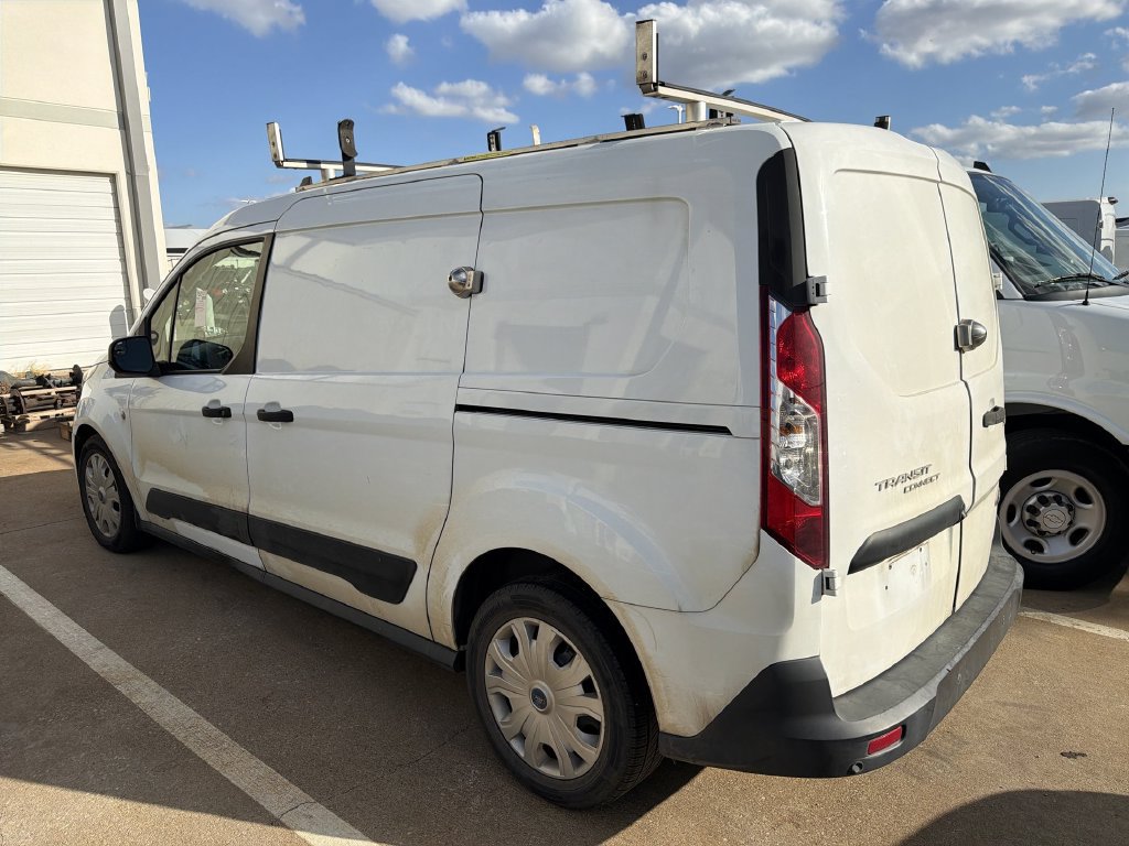 Used 2021 Ford Transit Connect XLT FWD image 4