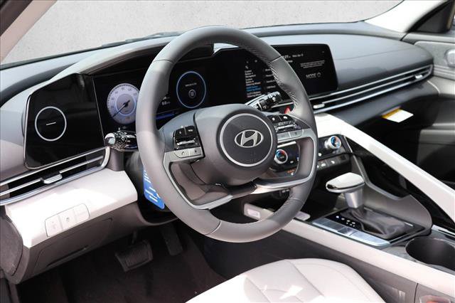 New 2026 Hyundai Elantra Limited FWD image 10