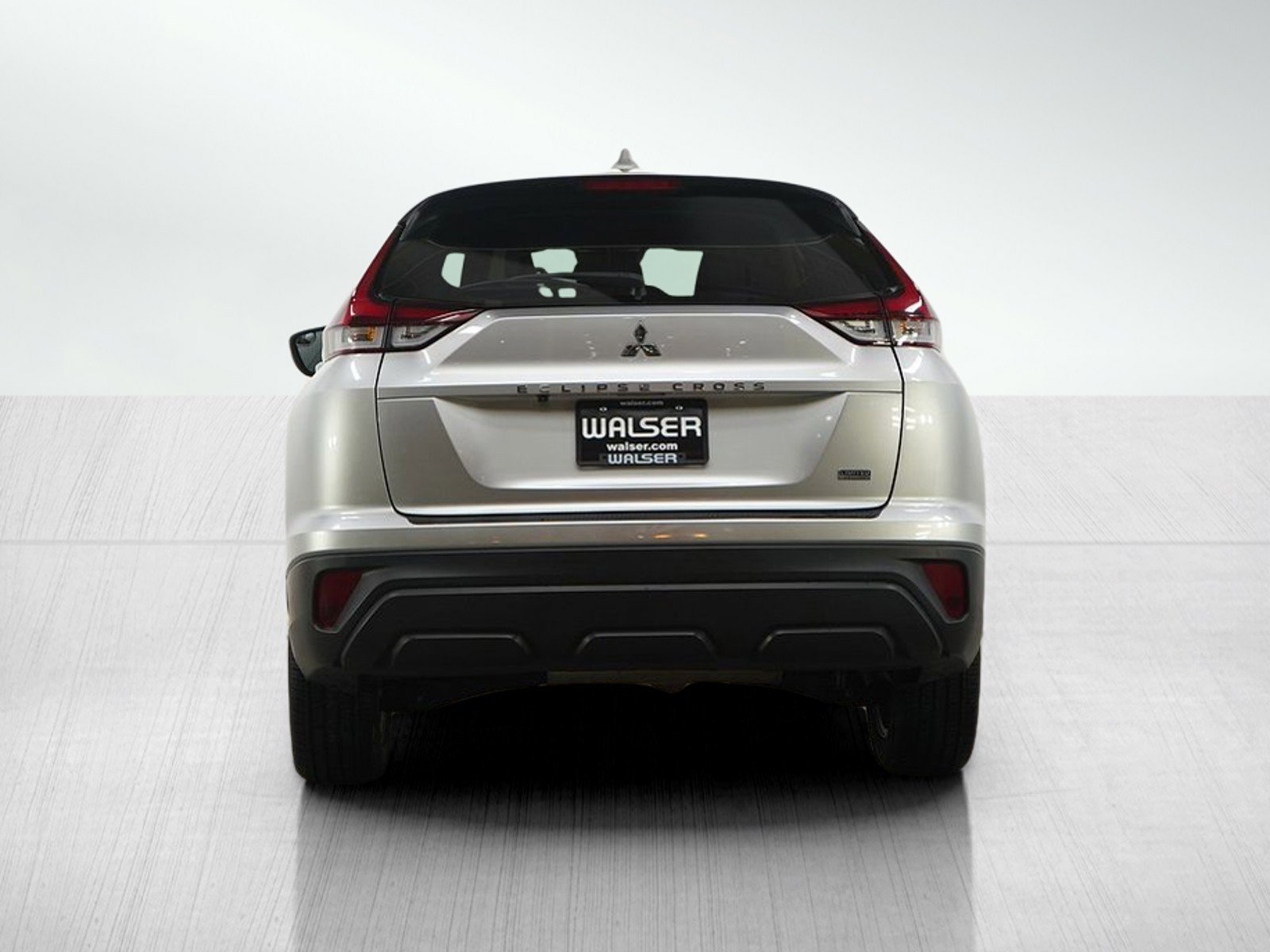 Used 2023 Mitsubishi Eclipse Cross LE AWD/4WD image 4