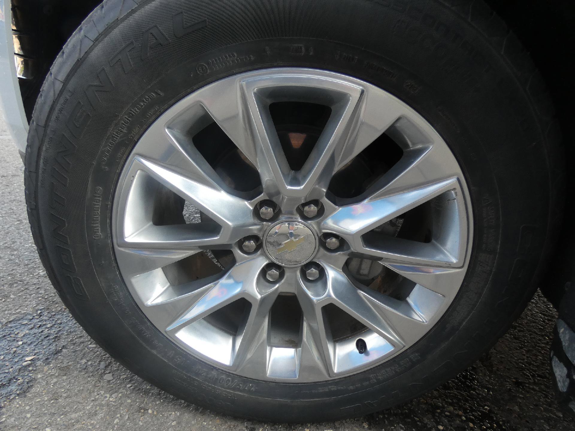 Used 2021 Chevrolet Tahoe Premier AWD/4WD image 9