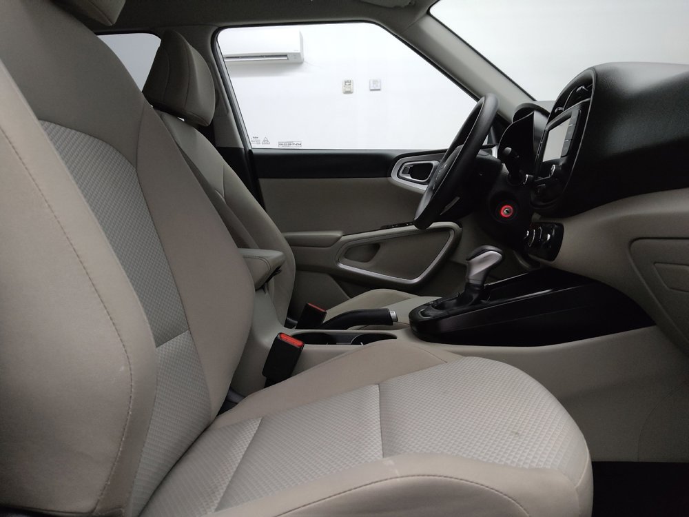 Used 2023 Kia Soul LX FWD image 21