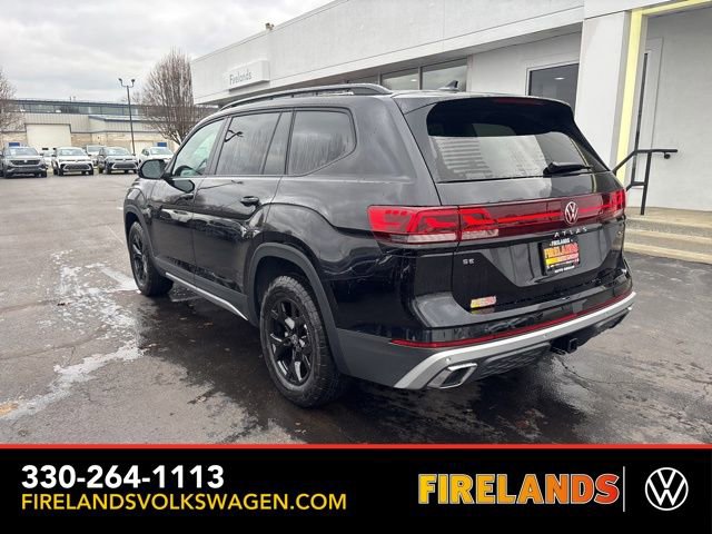 New 2026 Volkswagen Atlas Peak Edition image 3