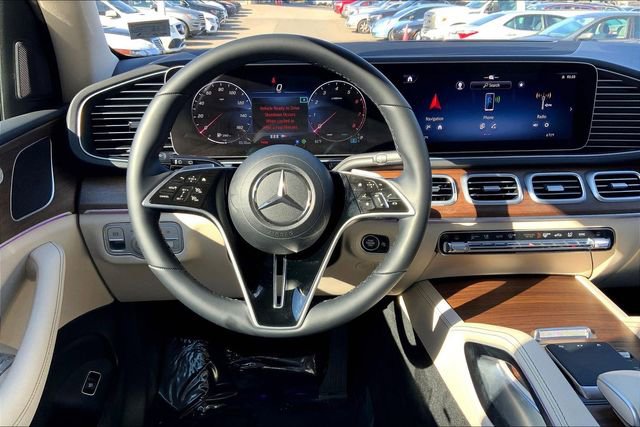 Used 2025 Mercedes-Benz GLE 350 4MATIC image 4