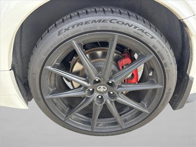 Used 2024 Toyota GR86 Premium RWD image 19