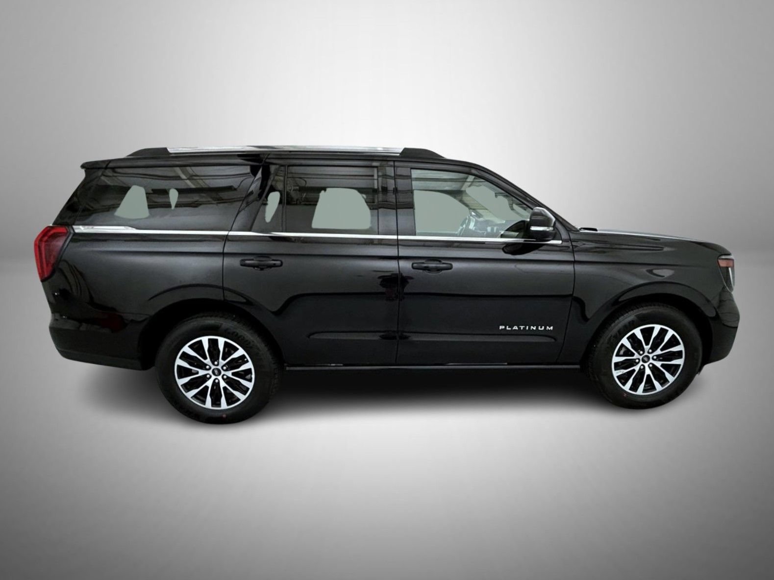 Used 2025 Ford Expedition Platinum AWD/4WD image 4