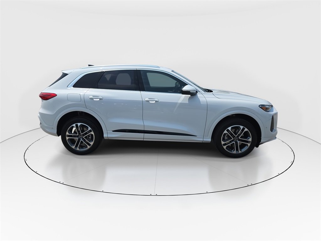 New 2025 Audi Q5 Premium image 9