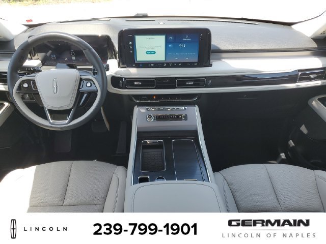 New 2025 Lincoln Aviator 2WD w/ Equipment Group 101A image 17