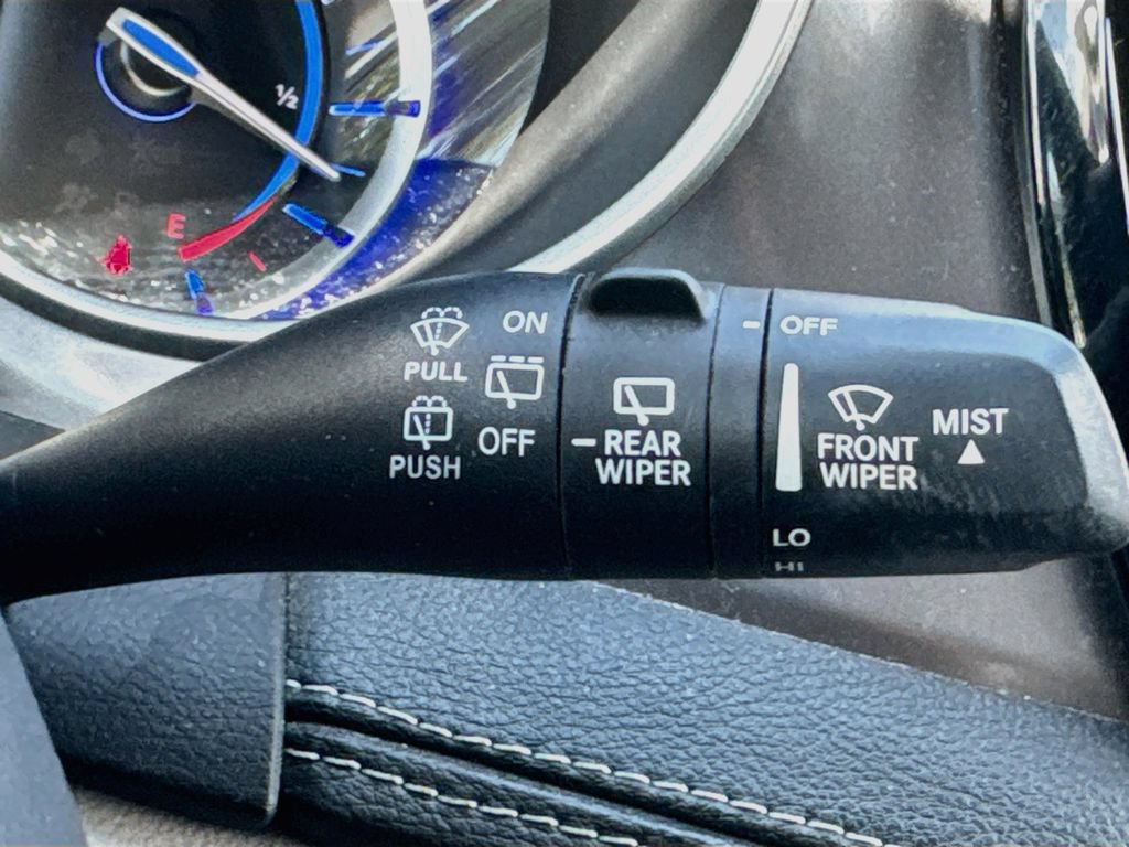Used 2022 Chrysler Pacifica Touring-L FWD image 13