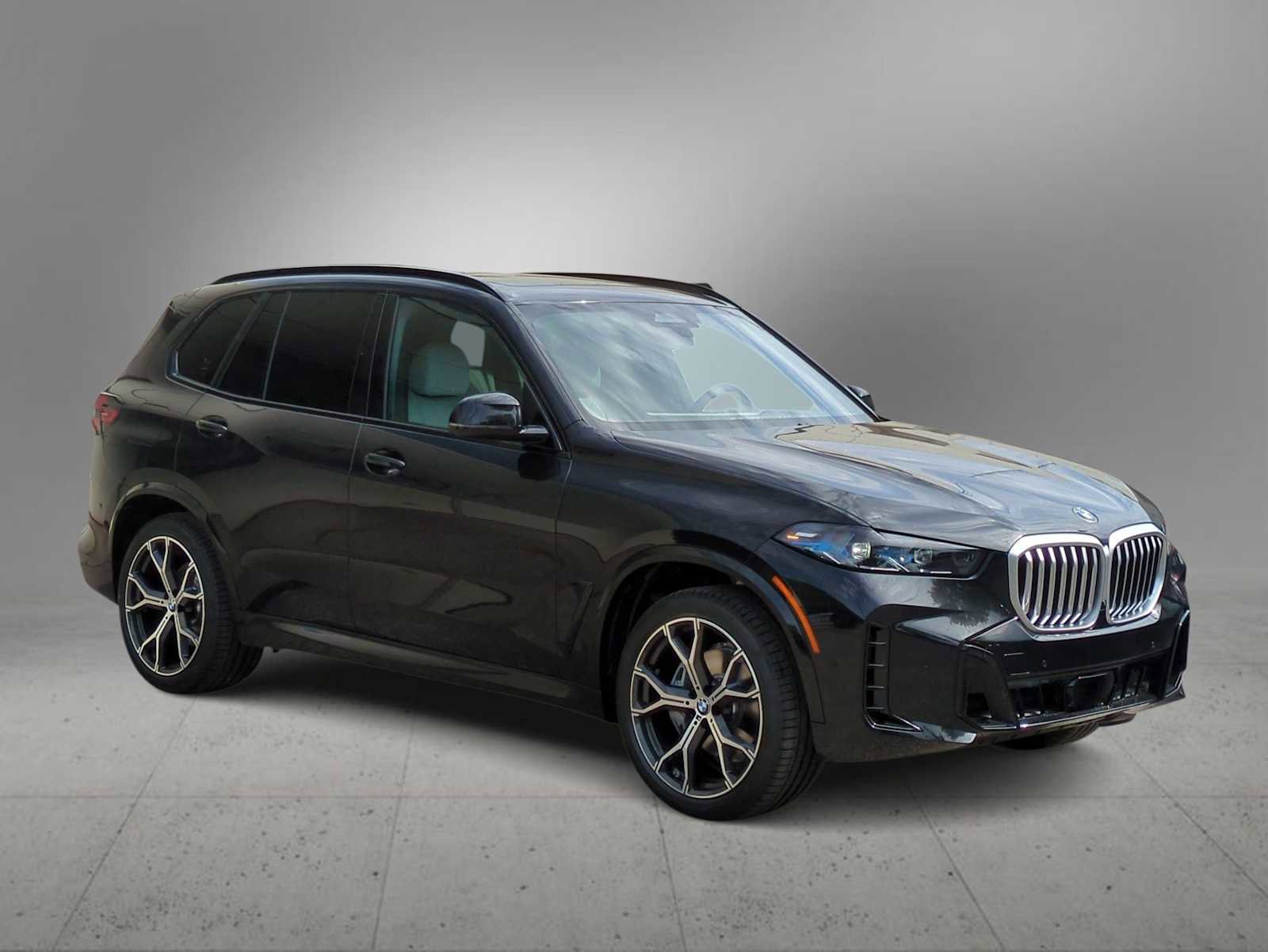 New 2026 BMW X5 xDrive40i w/ M Sport Package image 2