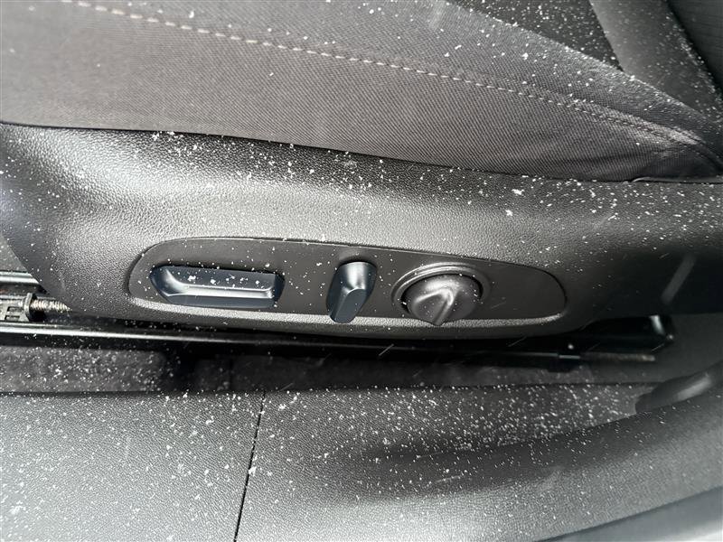 Used 2024 Chevrolet Malibu LT image 8