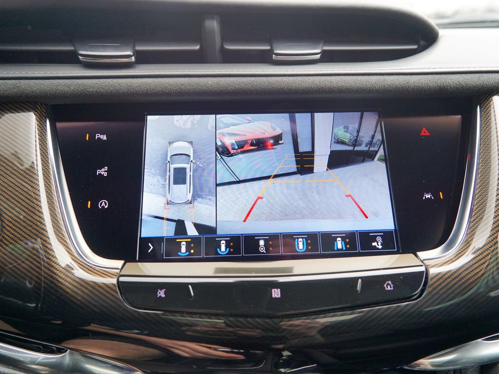Used 2020 Cadillac XT6 Sport w/ Platinum Package AWD/4WD image 30