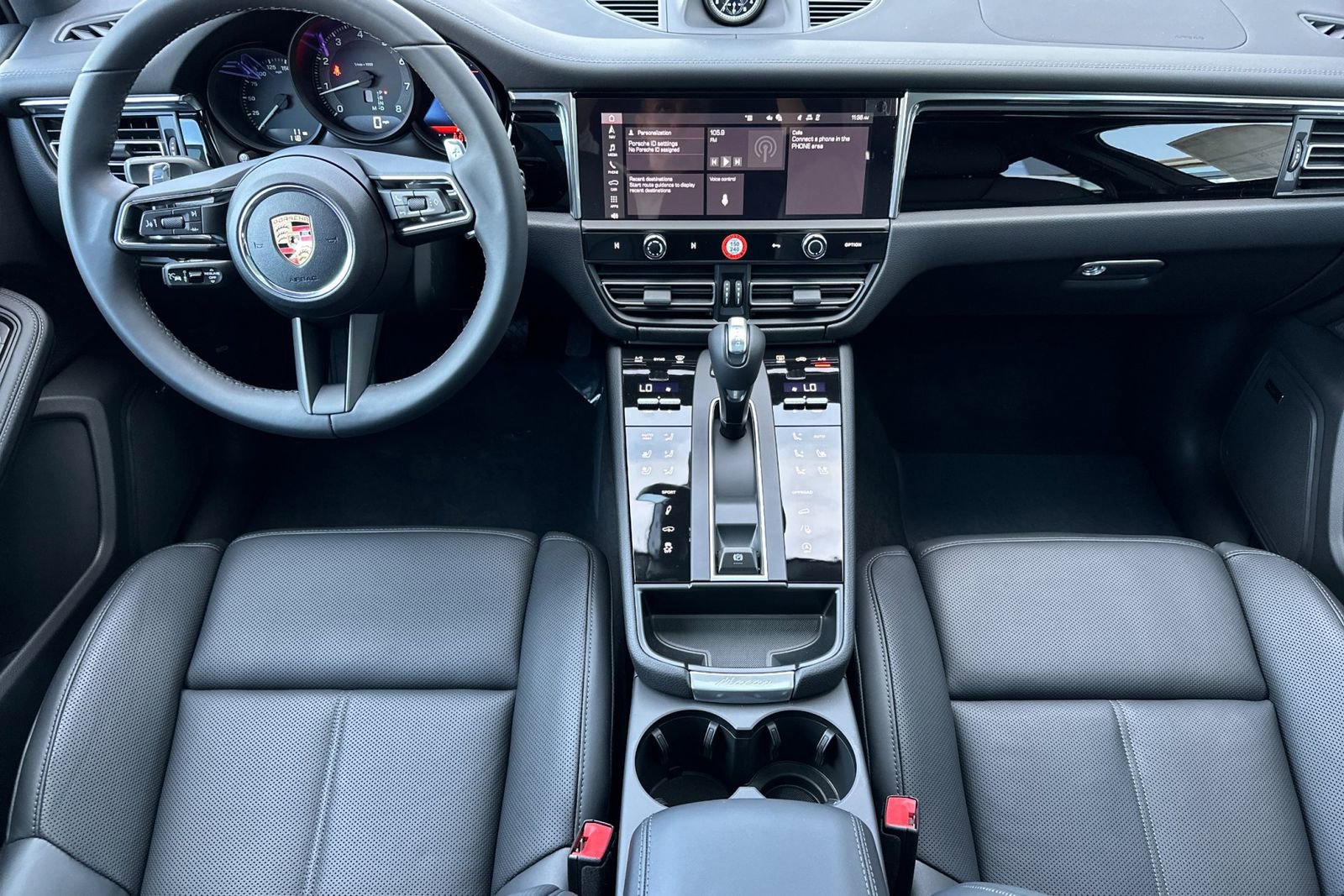 New 2026 Porsche Macan AWD/4WD image 6