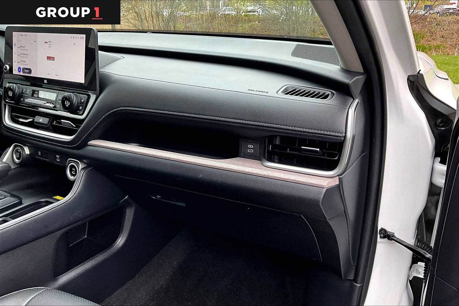 Used 2024 Toyota Grand Highlander AWD image 19