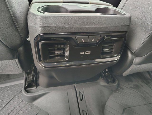 Used 2022 Chevrolet Silverado 1500 ZR2 w/ Technology Package image 33