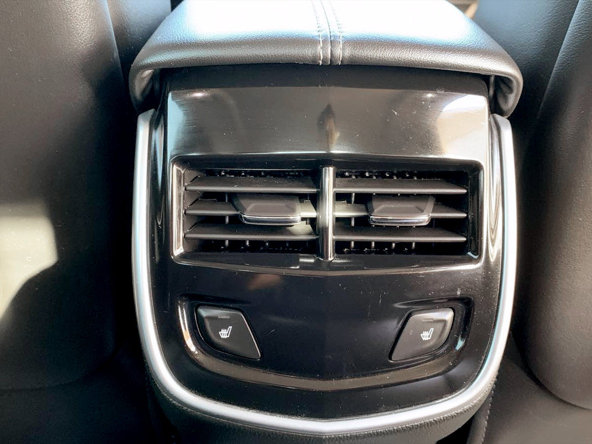 Used 2017 Cadillac XTS Luxury FWD image 18