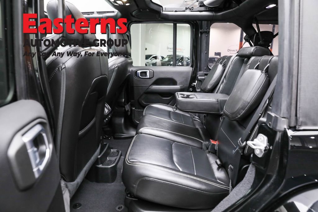 Used 2021 Jeep Wrangler Unlimited Sahara w/ Cold Weather Group AWD/4WD image 24
