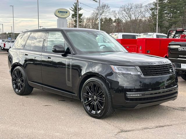 Used 2024 Land Rover Range Rover SE AWD/4WD image 1