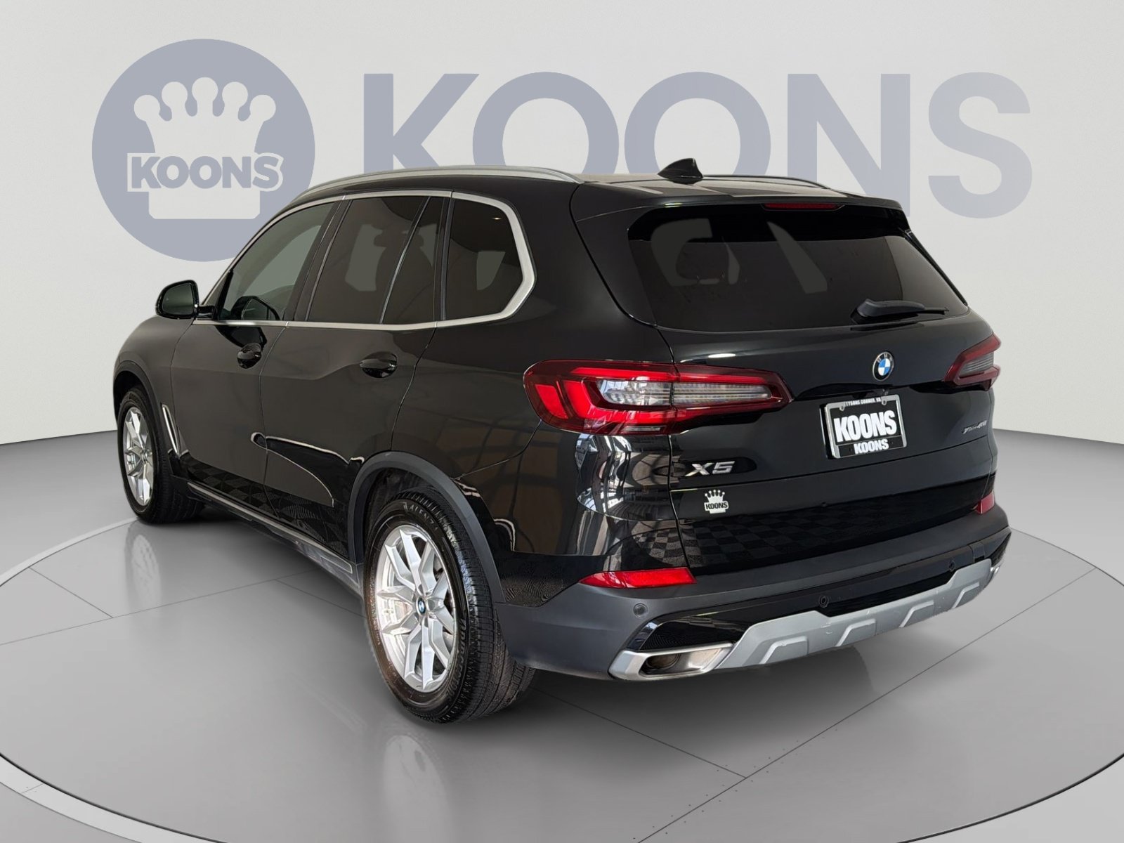 Used 2023 BMW X5 xDrive40i AWD/4WD image 4