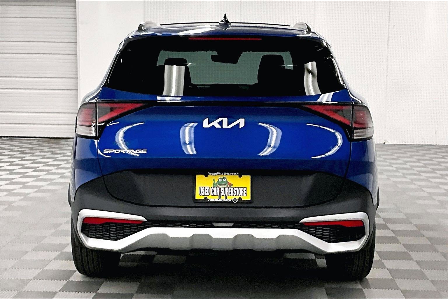 Used 2025 Kia Sportage EX w/ Premium Package FWD image 5
