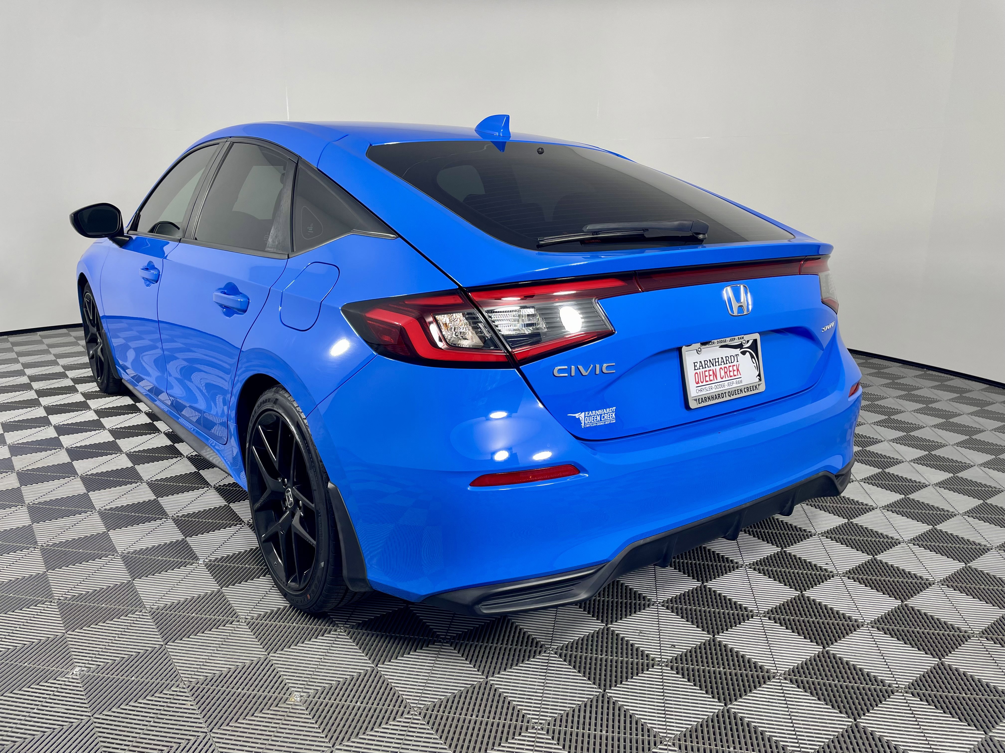 Used 2023 Honda Civic Sport image 3