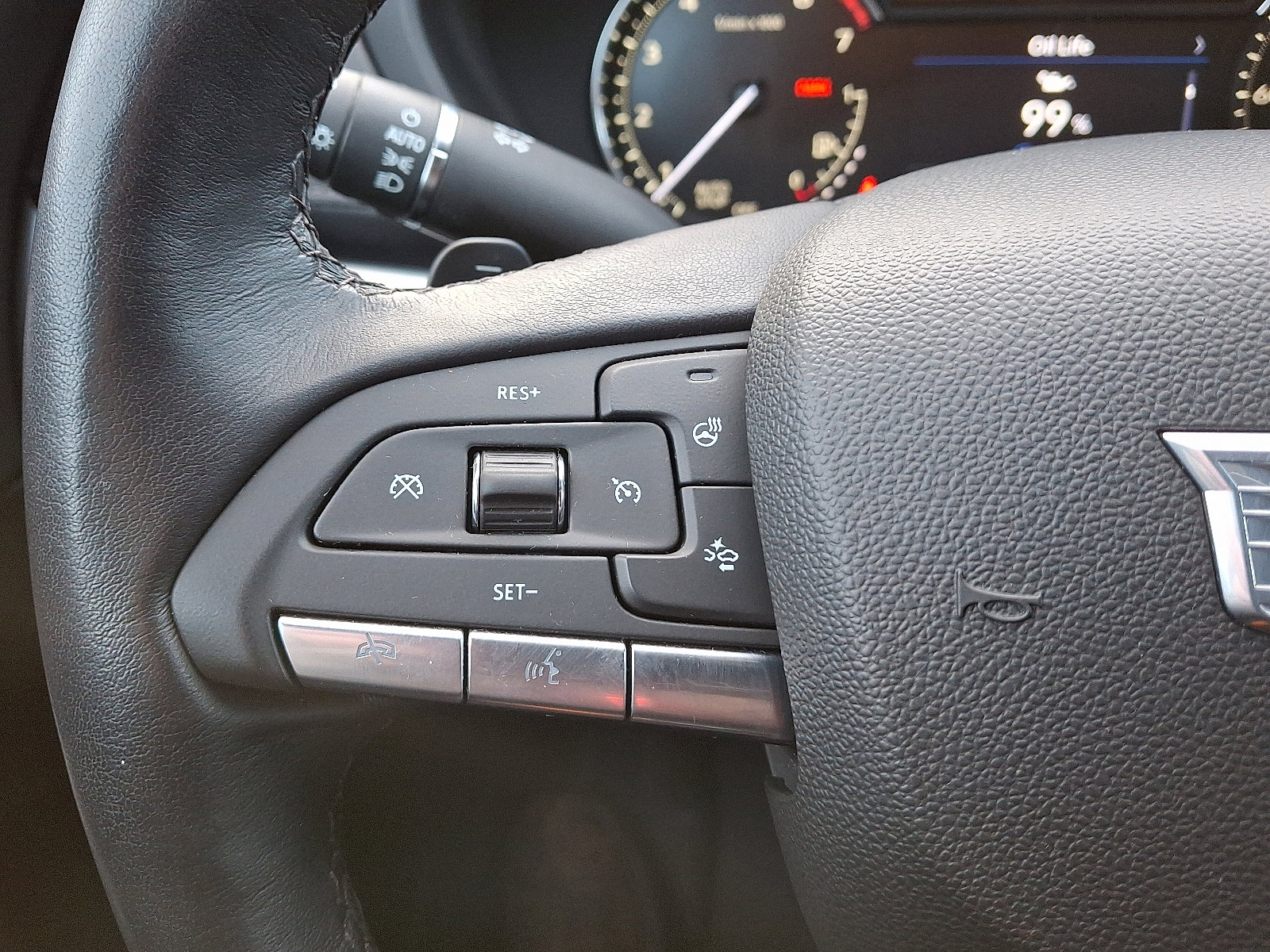 Used 2022 Cadillac XT4 Premium Luxury w/ Enhanced Visibility Package image 20