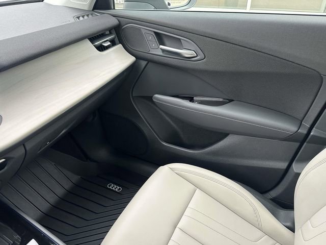 New 2026 Audi Q3 quattro 2.0T AWD/4WD image 13