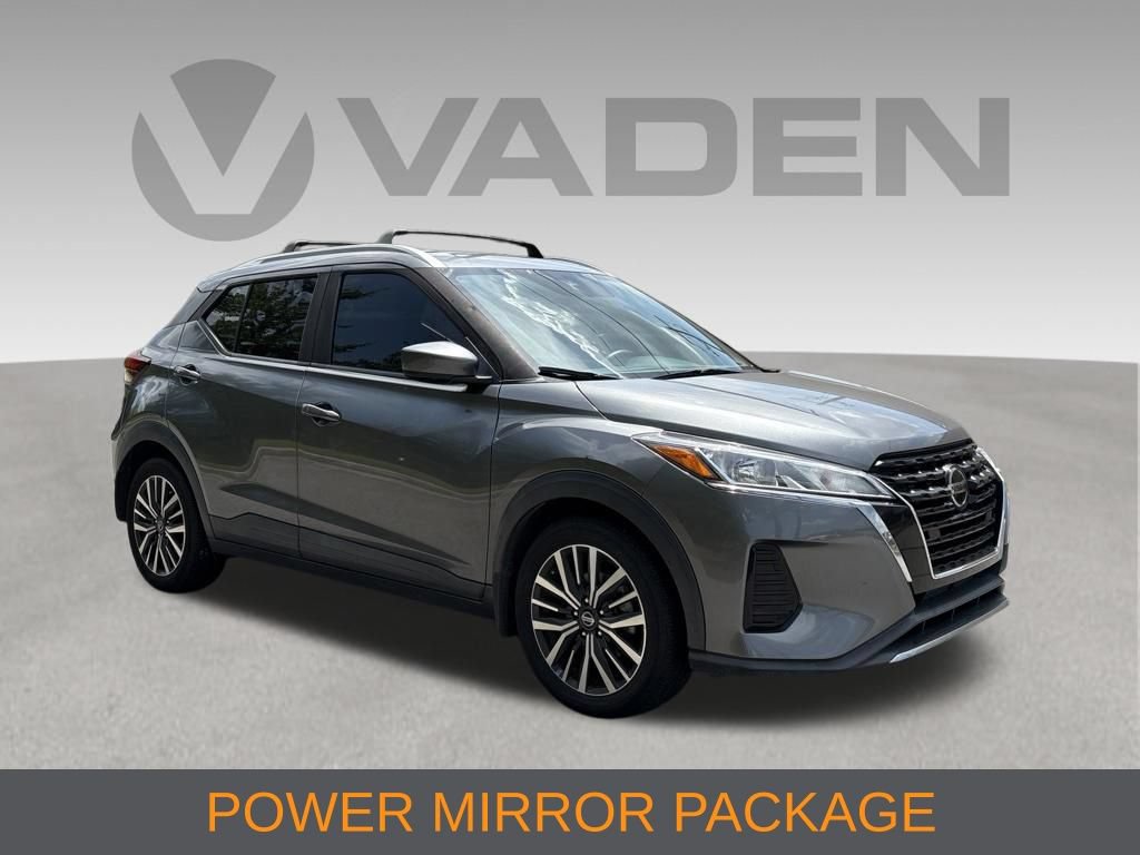 Used 2021 Nissan Kicks SV w/ Exterior Package FWD image 3